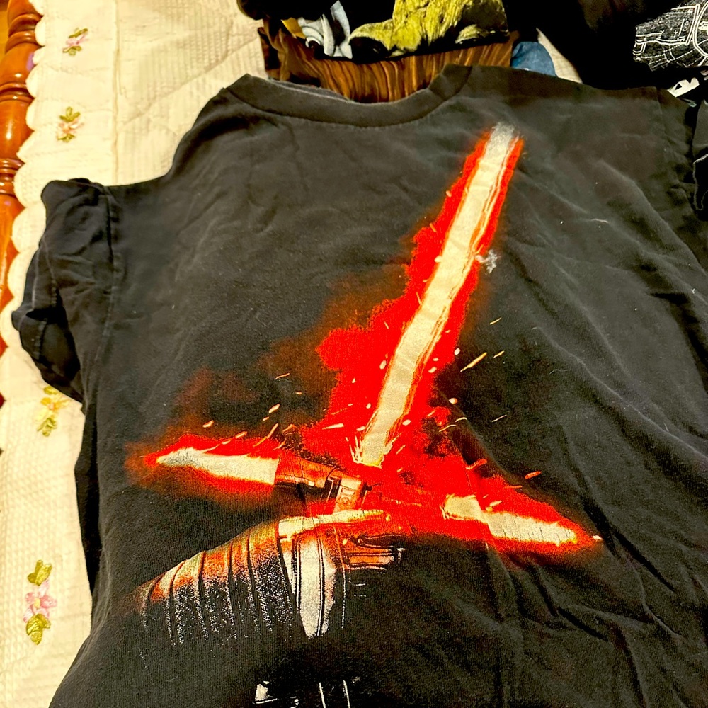 Vintage Star Wars Darth Maul light saber tshirt size med